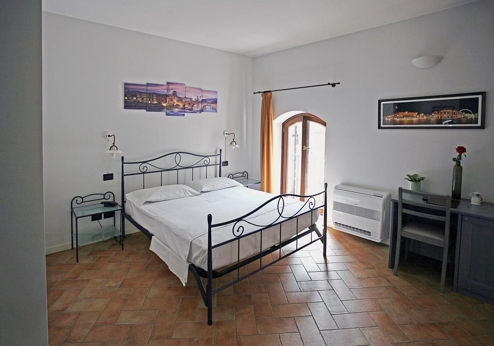 Hotel Antichi Cortili Dossobuono Dış mekan fotoğraf