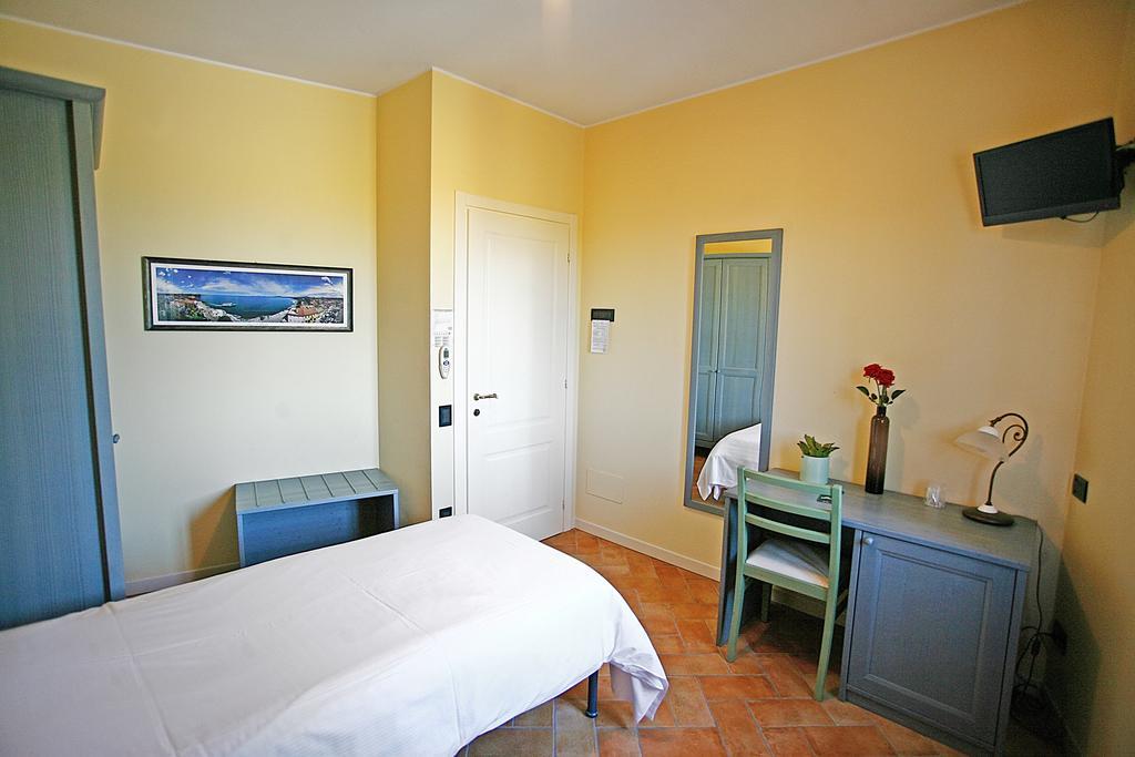 Hotel Antichi Cortili Dossobuono Dış mekan fotoğraf
