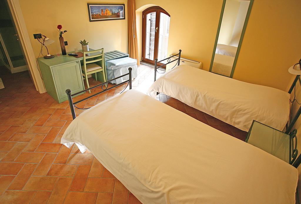 Hotel Antichi Cortili Dossobuono Dış mekan fotoğraf