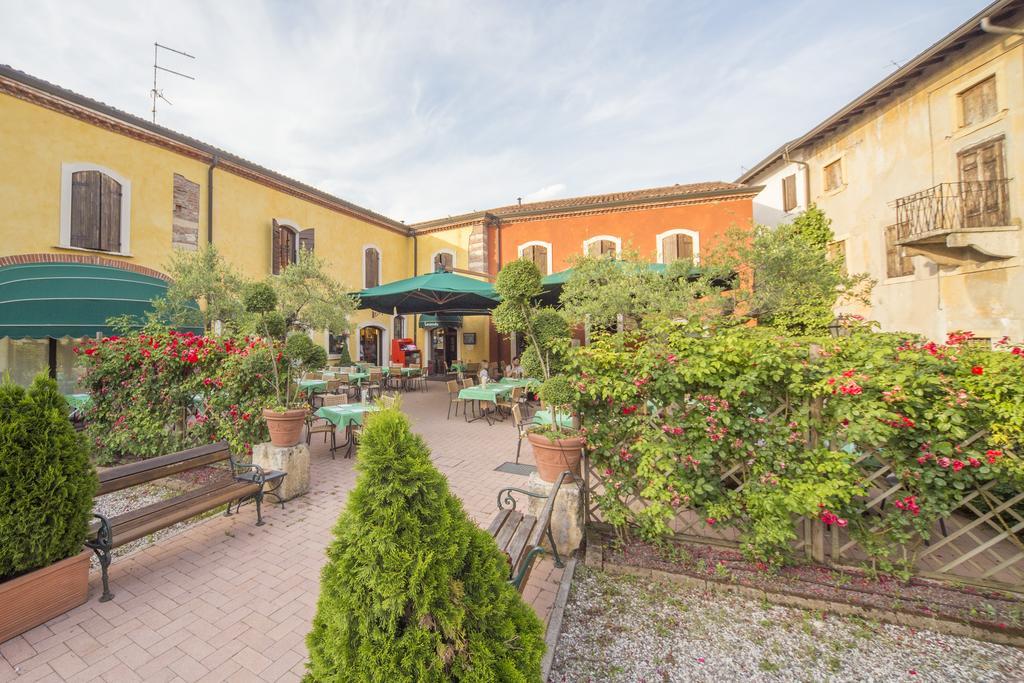 Hotel Antichi Cortili Dossobuono Dış mekan fotoğraf